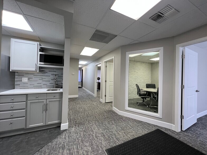 More Photos Of 11166 Huron St, Northglenn Loft Creative Space For Lease