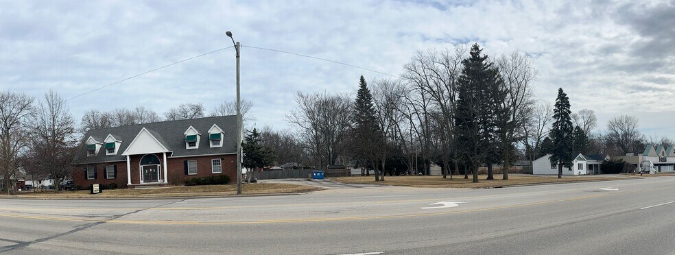 More Photos Of 1421 S Reynolds Rd, Toledo Office For Sale