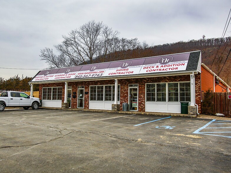 More Photos Of 42 Windsor Hwy, New Windsor Township Storefront Retail Office For Lease