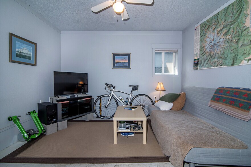 More Photos Of 503 N Railroad Ave, Ellensburg Office Residential For Sale