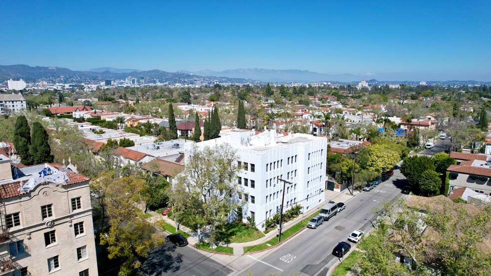 More Photos Of 100 N Sycamore Ave, Los Angeles Apartments For Sale