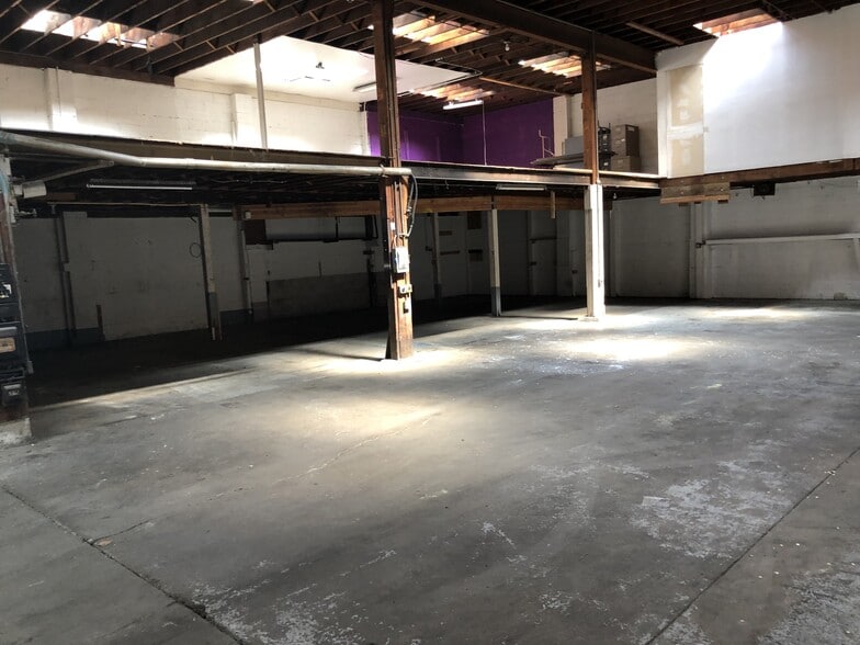 More Photos Of 1610 Armstrong Ave, San Francisco Warehouse For Lease