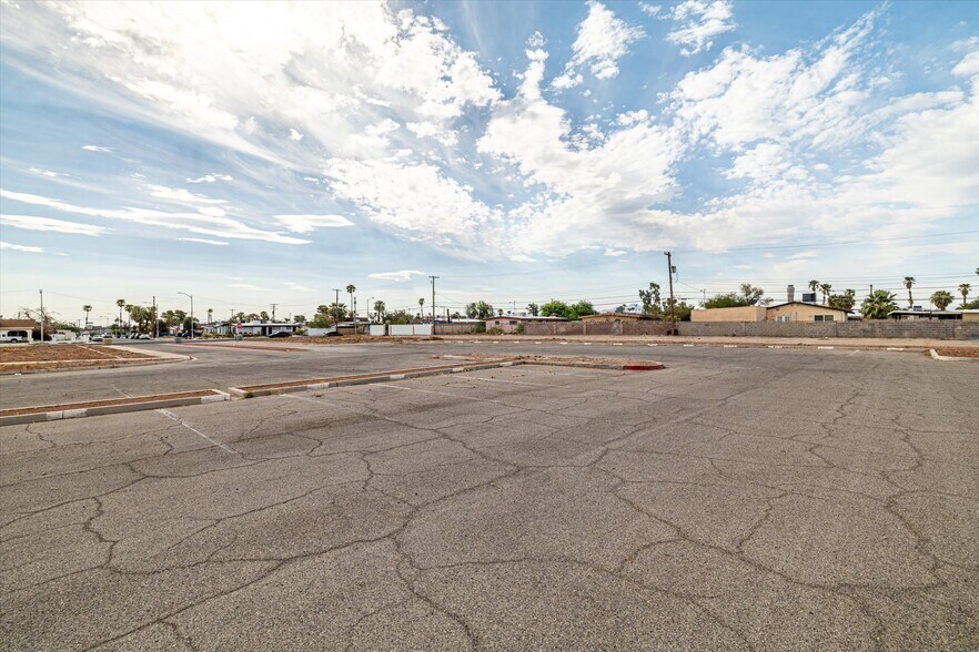 More Photos Of 851 E Tropicana Ave, Las Vegas Land For Sale