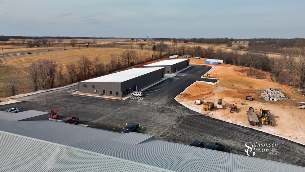 Primary Photo Of 1894 E 1st Ave, Bentonville Industrial For Lease