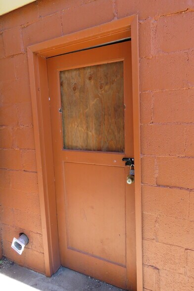 More Photos Of 326 Jefferson St, Klamath Falls Multifamily For Sale