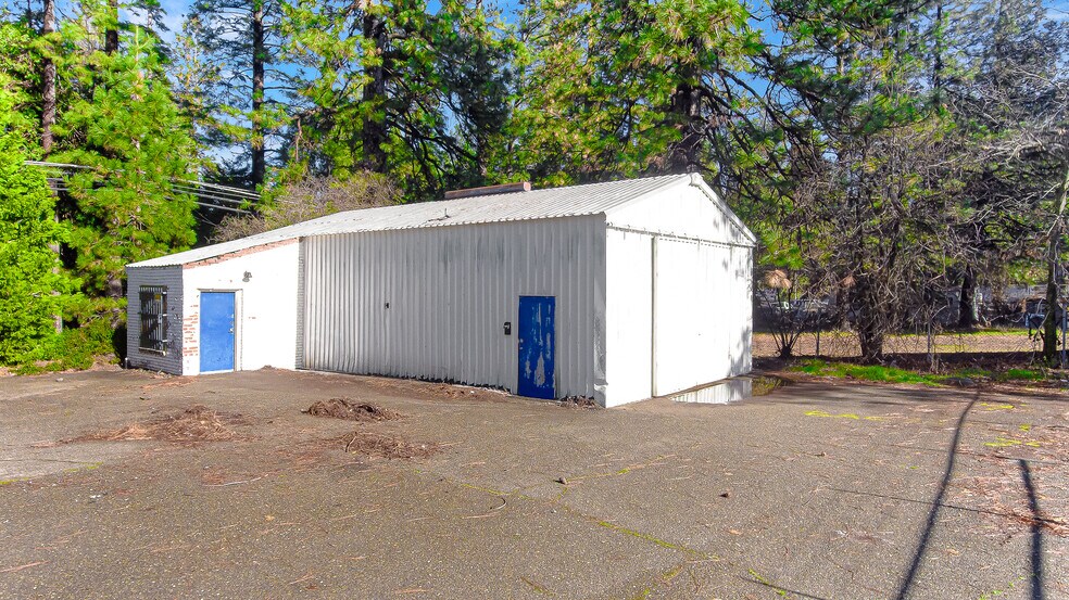 More Photos Of 5060 Pony Express Trl, Camino Industrial For Sale