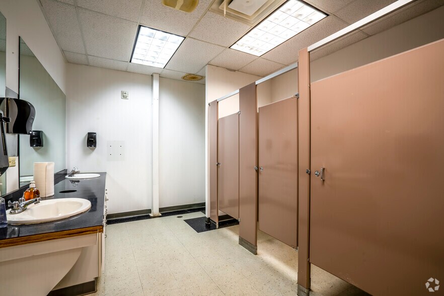 More Photos Of 20 Dutch Mill Rd, Ithaca Light Distribution For Lease