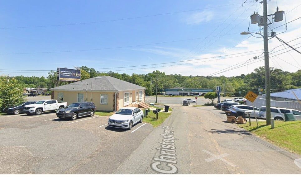 More Photos Of 2334 Capital Cir NE, Tallahassee Office For Sale