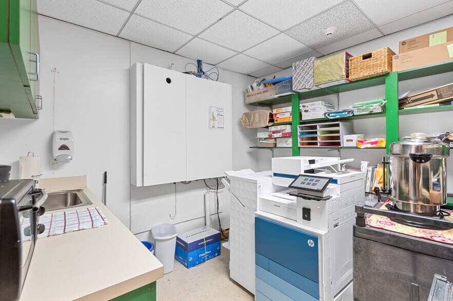 More Photos Of 7875 W McNab Rd, Tamarac Religious Facility For Sale