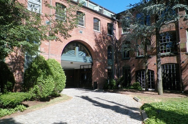 More Photos Of 520 S Water St, Providence Office Residential For Sale