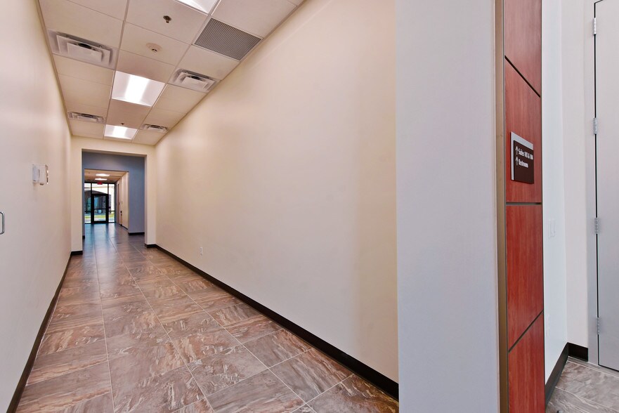 More Photos Of 600 S Conroe Medical Dr, Conroe Medical For Lease