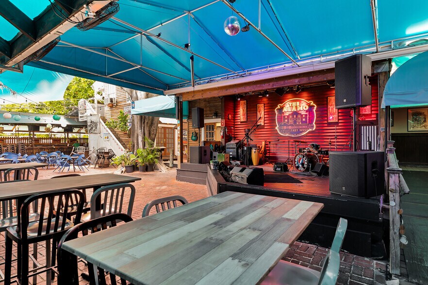 More Photos Of 4 Charles St, Key West Specialty For Lease