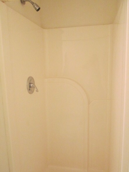 More Photos Of 1012 N Howard Ave, Tampa Freestanding For Lease