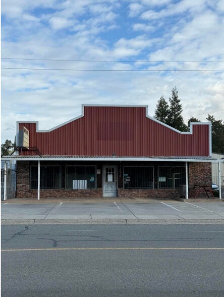 More Photos Of 22020 Old 44 Dr, Palo Cedro General Retail For Lease