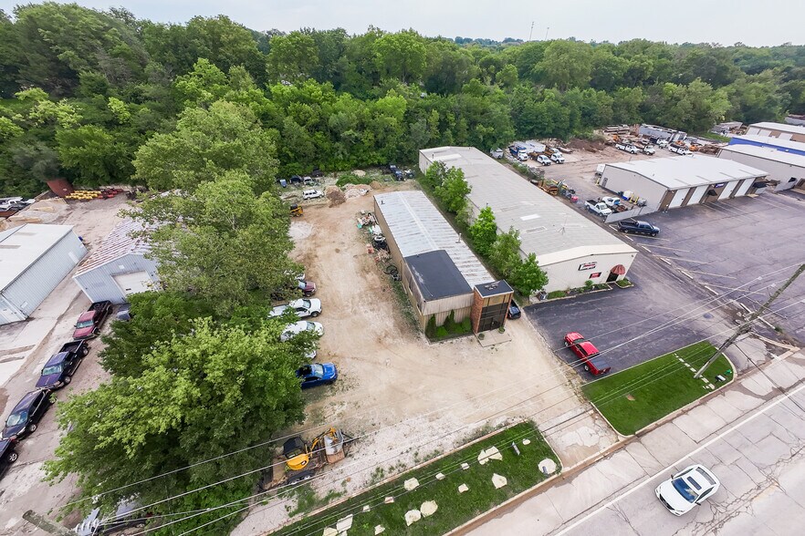 More Photos Of 520 S River St, Batavia Warehouse For Sale