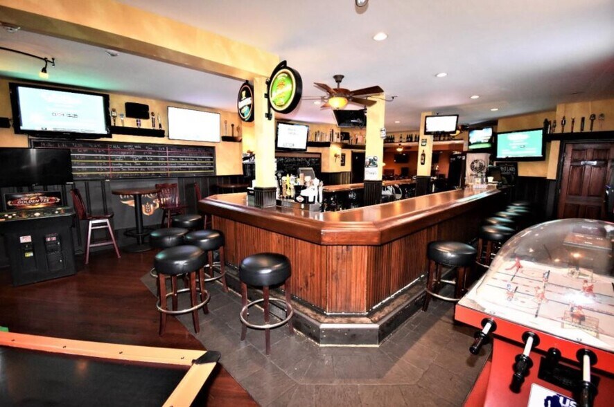 More Photos Of 148 W Broad St, Burlington Restaurant For Lease