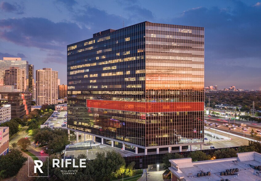 More Photos Of 24 Greenway Plz, Houston Office For Lease