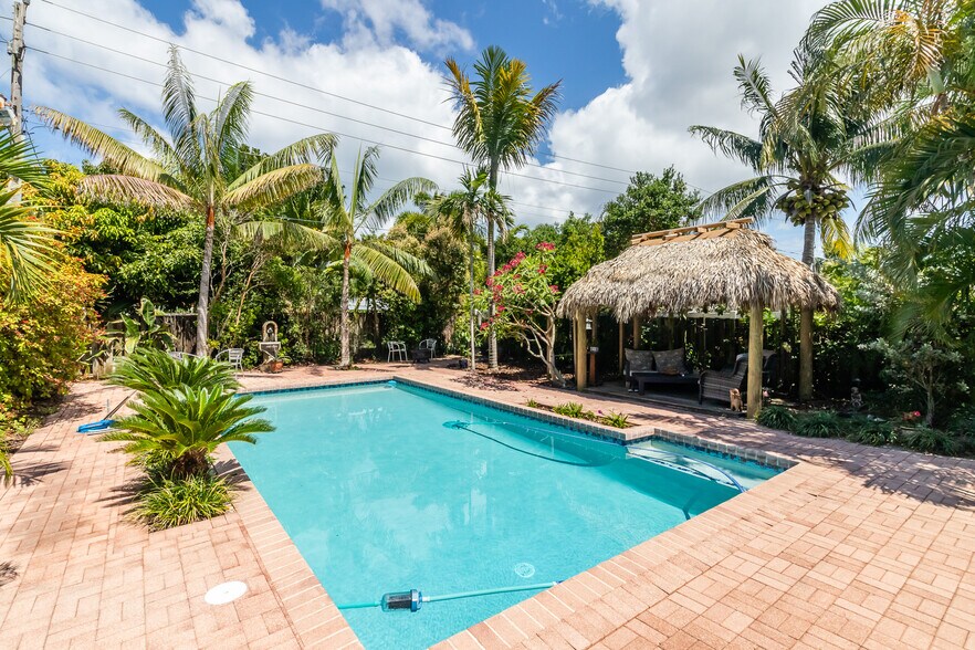 More Photos Of 1606 NE 15th Ave, Fort Lauderdale Specialty For Sale