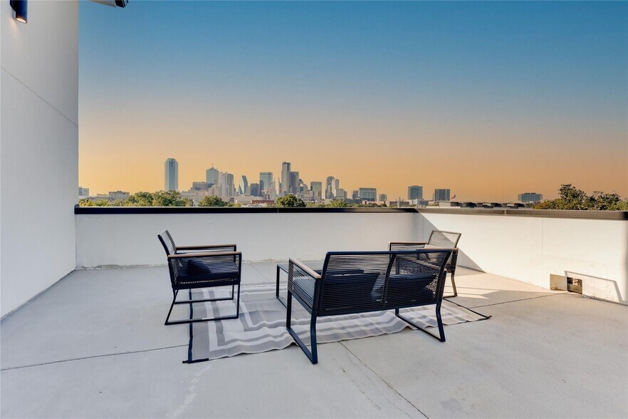 More Photos Of 1512 Seegar St, Dallas Apartments For Sale