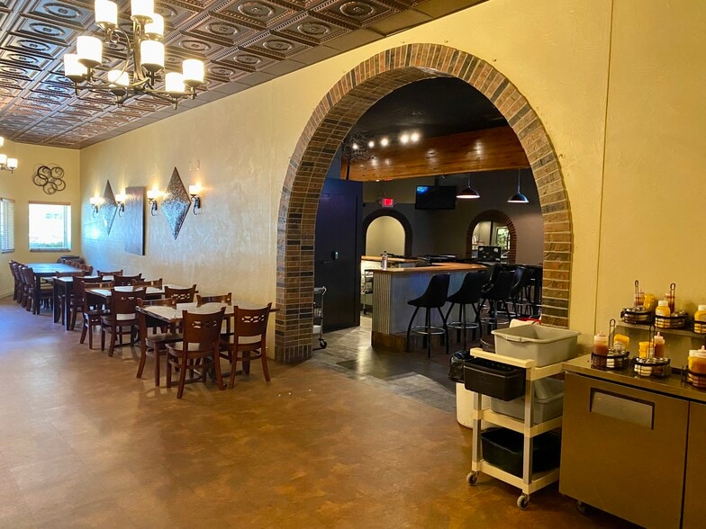 More Photos Of 239 Main St, Shelby Bar For Sale