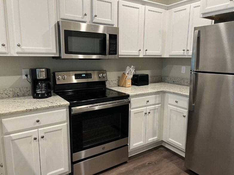 More Photos Of 2288 Del Carmel Way, Tallahassee Apartments For Sale