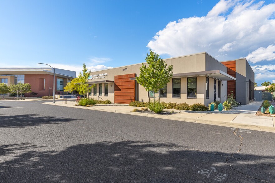 More Photos Of 2460 Beacon St, Chico Healthcare For Sale