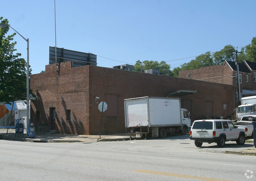 More Photos Of 5926 Belair Rd, Baltimore Freestanding For Lease