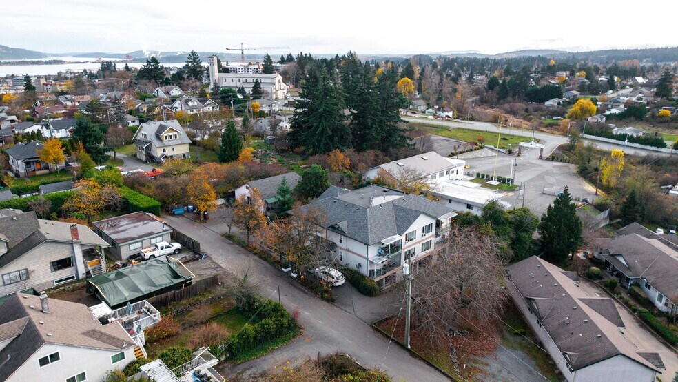 More Photos Of 260 Craig St, Nanaimo Apartments For Sale