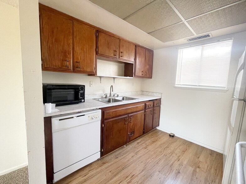 More Photos Of 5801 W Washington Ave, Las Vegas Apartments For Sale
