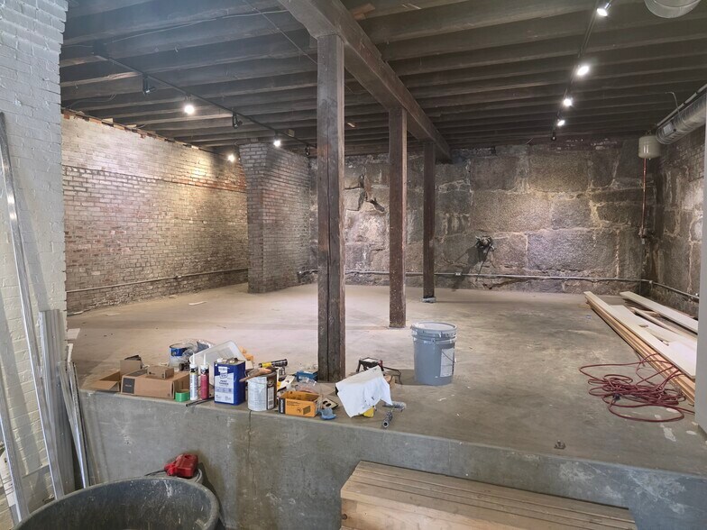 More Photos Of 429 Main St, Rockland Office For Sale