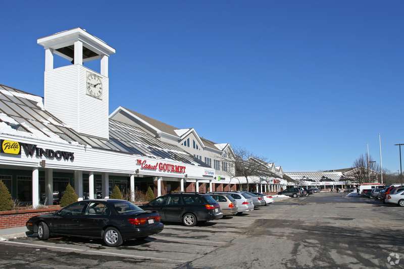 More Photos Of 1600 Falmouth Rd, Centerville General Retail For Lease