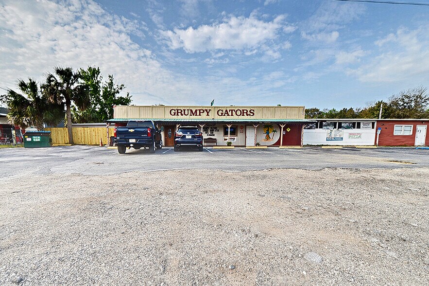 More Photos Of 4828 S Suncoast Blvd, Homosassa Restaurant For Sale