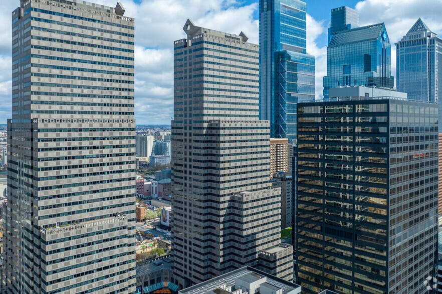 More Photos Of 2001 Market St, Philadelphia Unknown For Lease