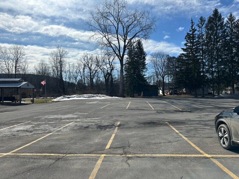 More Photos Of 31 N Main St, Sherburne Supermarket For Sale