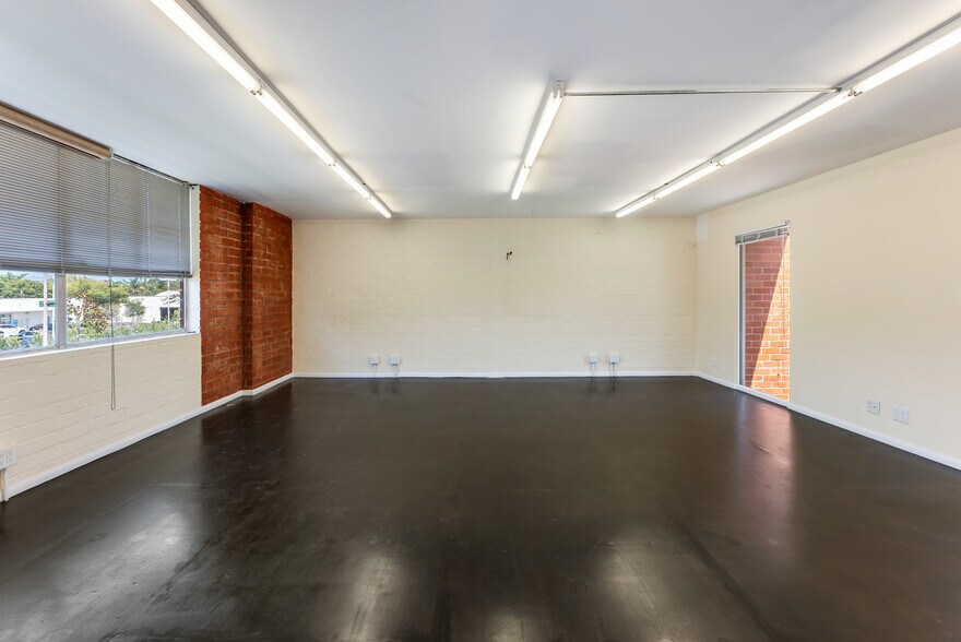 More Photos Of 9024 W Olympic Blvd, Beverly Hills Office For Lease