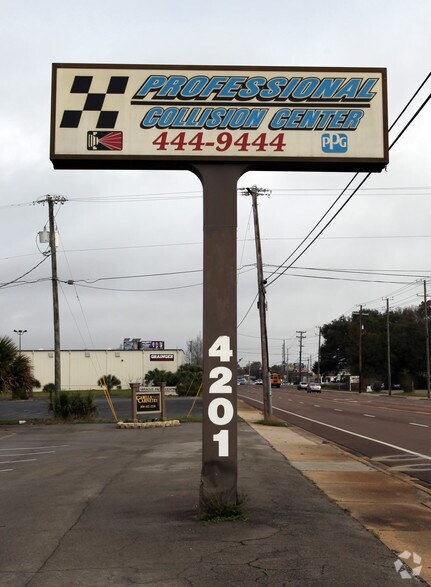 More Photos Of 4201 Palafox St, Pensacola Service For Sale