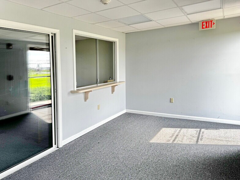 More Photos Of 18119 N Sussex Hwy, Bridgeville Office For Lease
