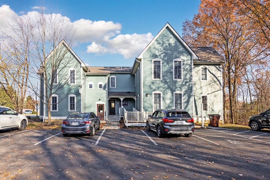 More Photos Of 285 S Liberty St, Powell Office For Lease