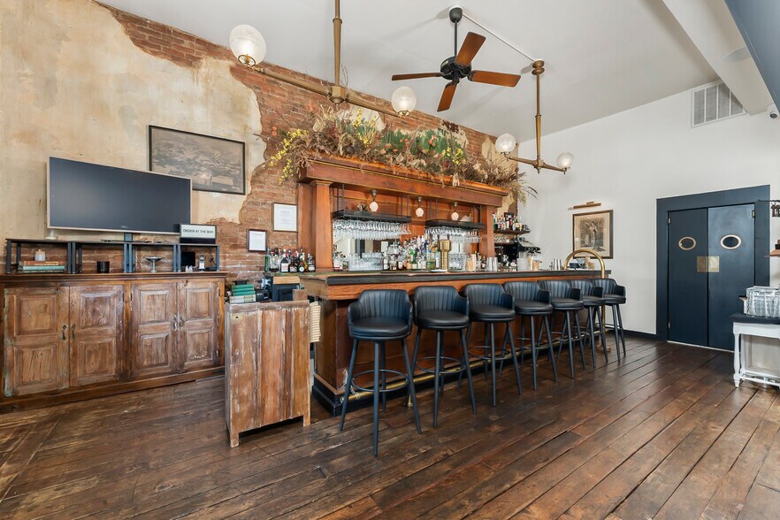 More Photos Of 14202 S State Highway 49, Amador City Hotel For Sale