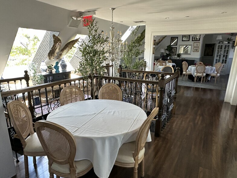 More Photos Of 141 Mansion Ave, Staten Island Restaurant For Sale