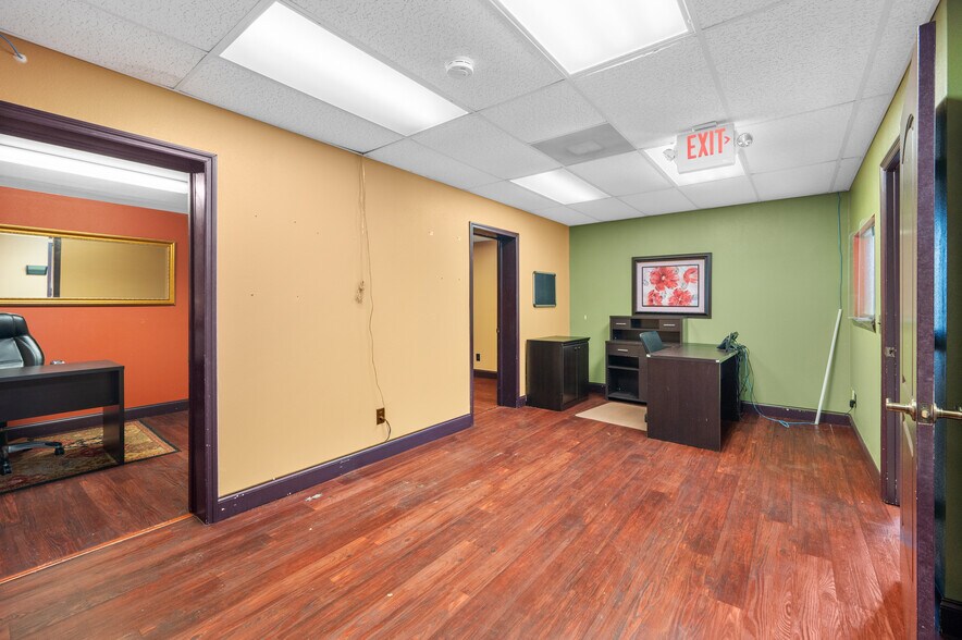 More Photos Of 500 S US Highway 1, Fort Pierce Office For Lease