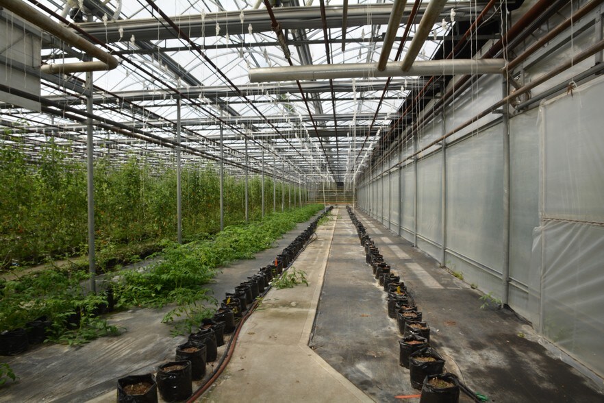 More Photos Of 1113 Herkimer Rd, Utica Distribution For Lease