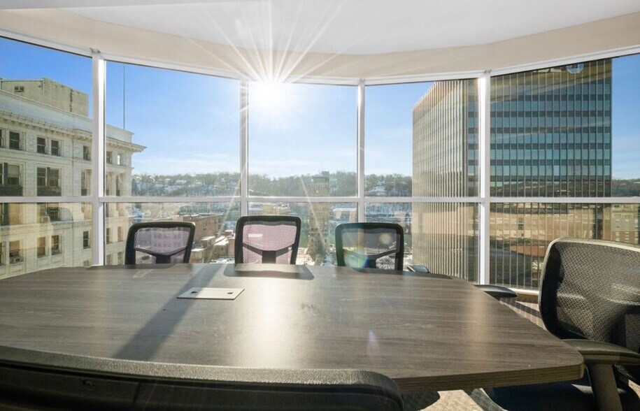 More Photos Of 109 Capitol St, Charleston Office Residential For Lease