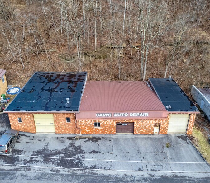 Primary Photo Of 1535 Sabraton Ave, Morgantown Service For Lease