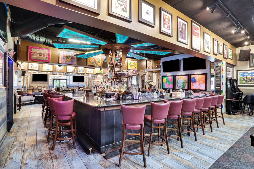 More Photos Of 11475 San Jose Blvd, Jacksonville Bar For Sale