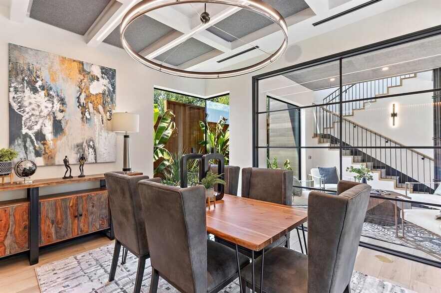 More Photos Of 2318 Morelos, Austin Office For Sale