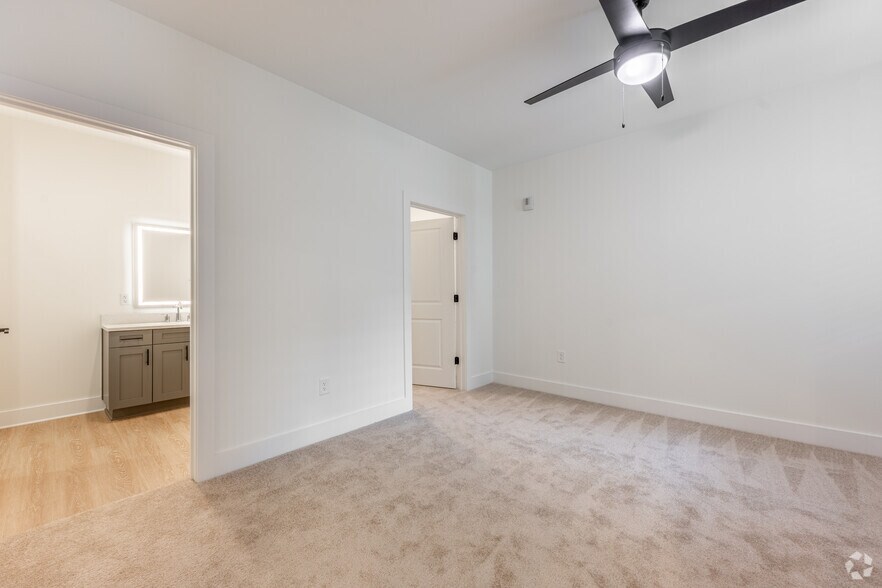 More Photos Of 3311 Hood Ave, Chamblee Apartments For Lease