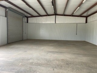 More Photos Of 937 Harlan Ave, Hermleigh Warehouse For Sale