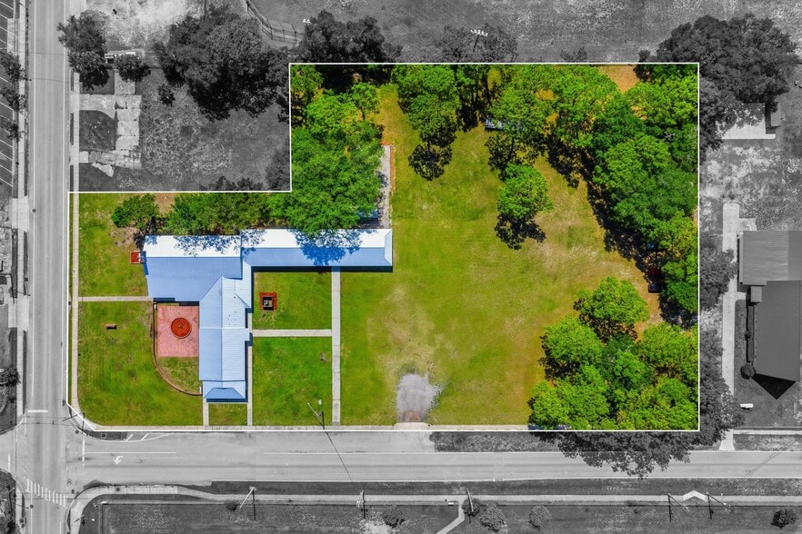More Photos Of 8075 Lone Star Rd, Jacksonville Religious Facility For Sale
