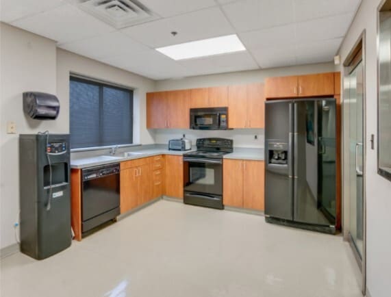 More Photos Of 2260 State Rd, Bensalem Manufacturing For Lease